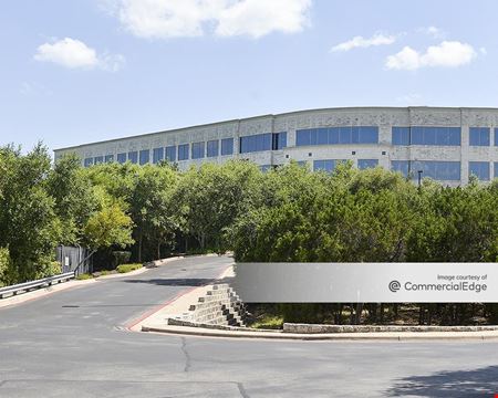 Commercial space at Las Cimas II in Austin