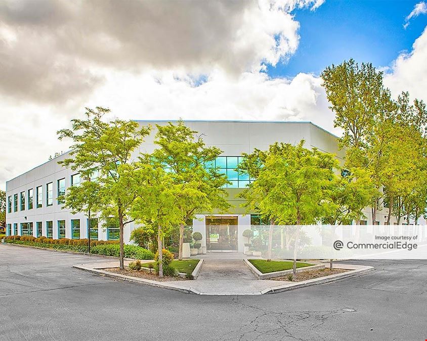 Pleasanton Park - 6601 Owens Drive