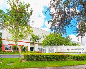 Pompano Center of Commerce II - Building 900