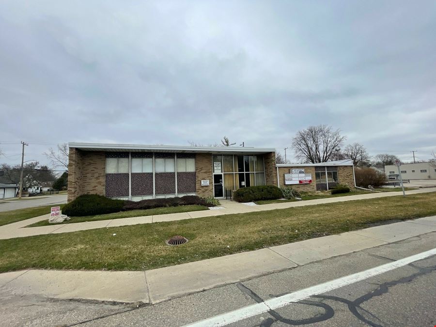 Wren Building 26150 5 Mile Road Office Building 26150 5 Mile Road