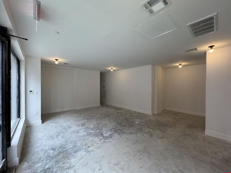 43-25 52nd St