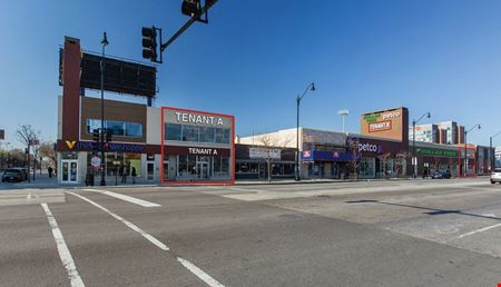 Retail space for Rent at Roosevelt Galleria in Chicago
