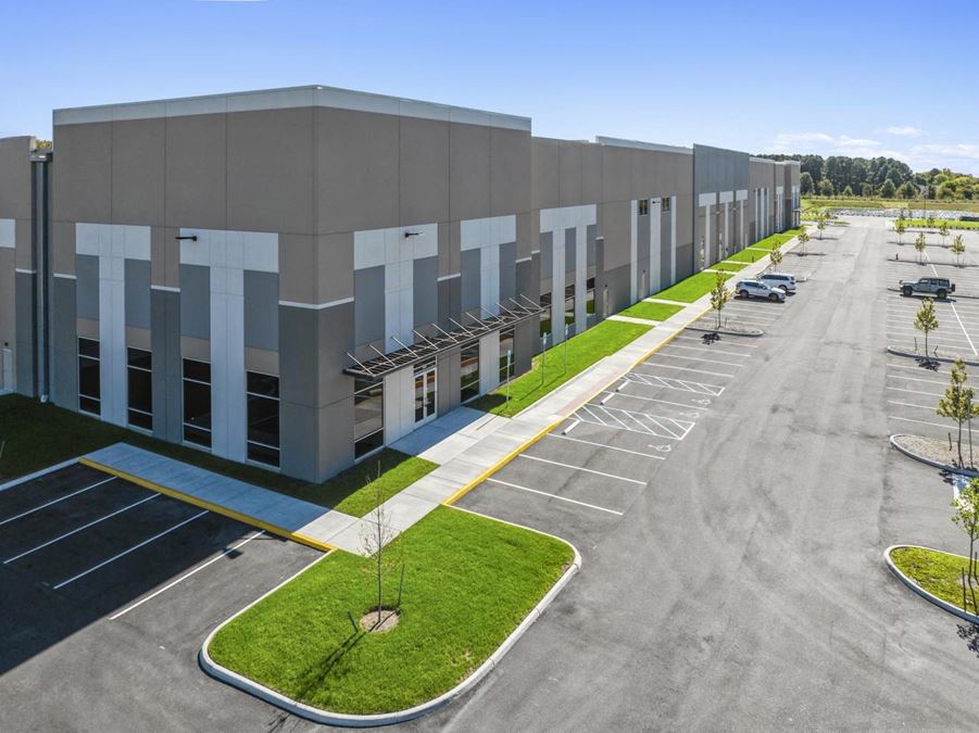 Phenix Commerce Center Building 1