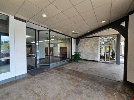 Park Ridge Galleria Suites