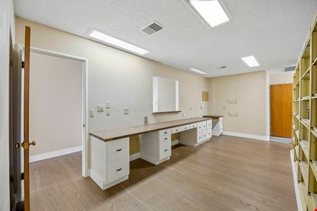 2316 DWIGHT WAY