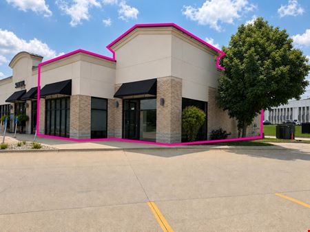 Shoppes on 73rd