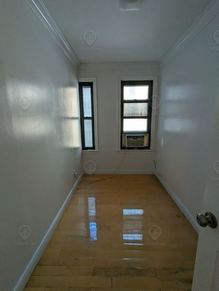 Office space for Rent at 500 SF | 144 W 46th St | Upper Level Office/Studio Space For Lease in New York