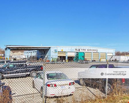 Industrial space for Rent at 4950 Stilwell Street in Kansas City