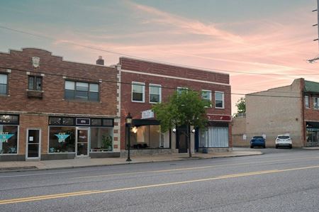 Commercial space at 1047 S Big Bend Boulevard in Richmond Heights
