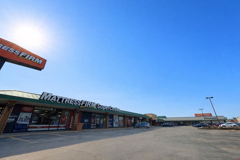 CEDARNOLE PLAZA