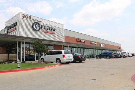Commercial space at Ovilla Corner II in Red Oak