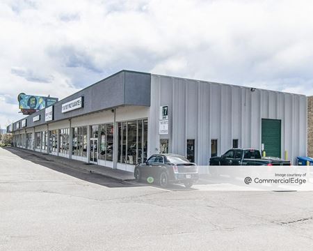 Industrial space for Rent at South Santa Fe Industrial Park in Denver