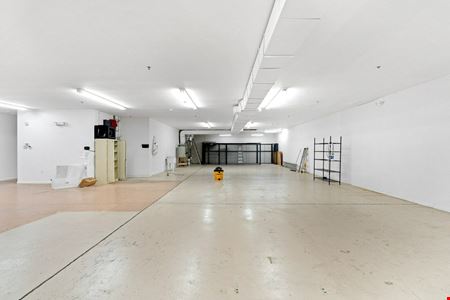 Office & Climate-Controlled Warehouse