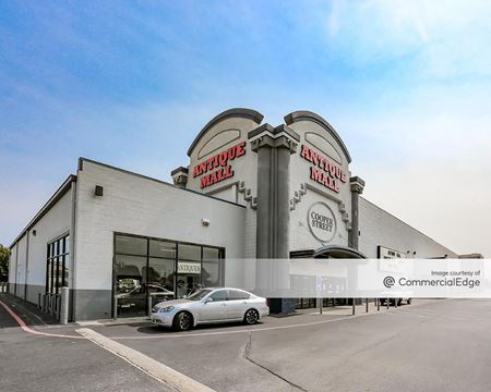 Retail space for Rent at 4905 South Cooper Street in Arlington