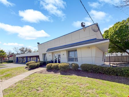 Drive-Thru Bank Directly Across Algiers Plaza