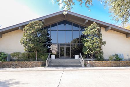 Office space for Sale at Corporate Plaza II in Irving
