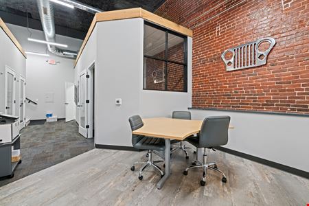 251 S Main St