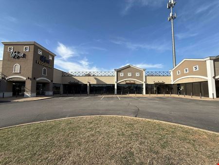 River Oaks Plaza/Retail