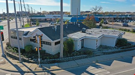 Retail space for Rent at Arlington Towne Square - Corner Space Freestanding in Arlington Heights