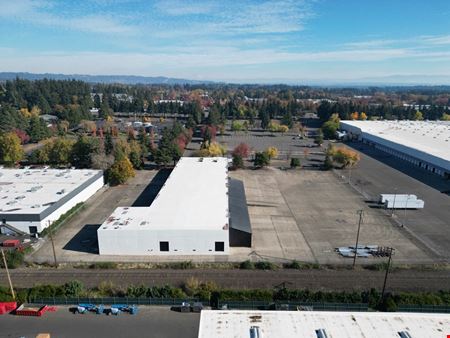 Clear-Span Warehouse with Secure Paved Yard