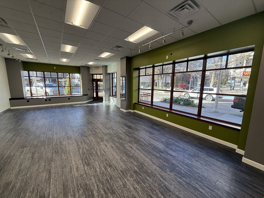 401 E Broadway Ave, Main Floor & Lower Level