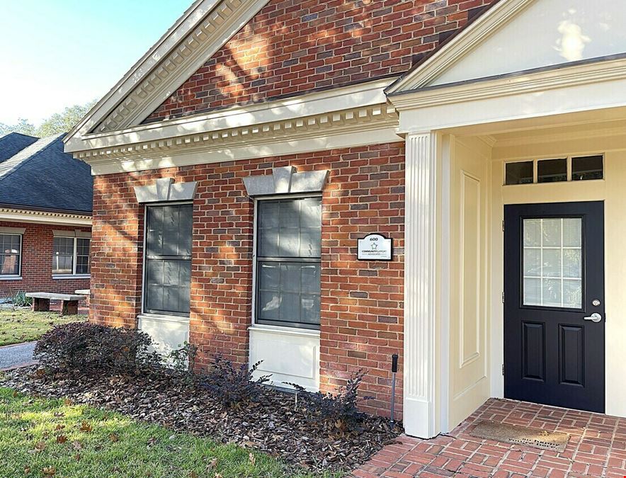 4210 NW 37th Place
