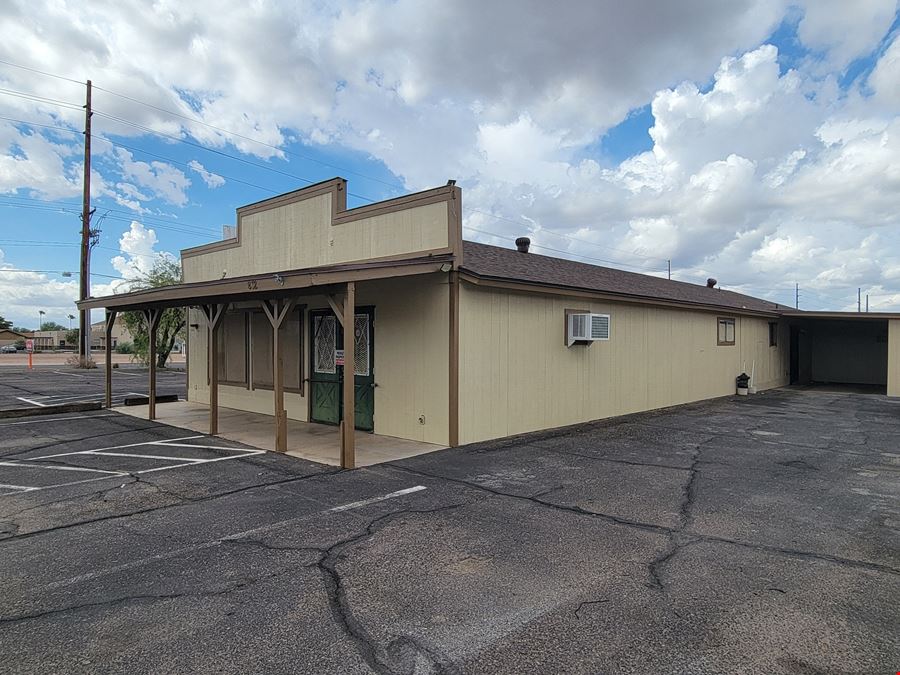 Corner Retail Building on Superstition Blvd