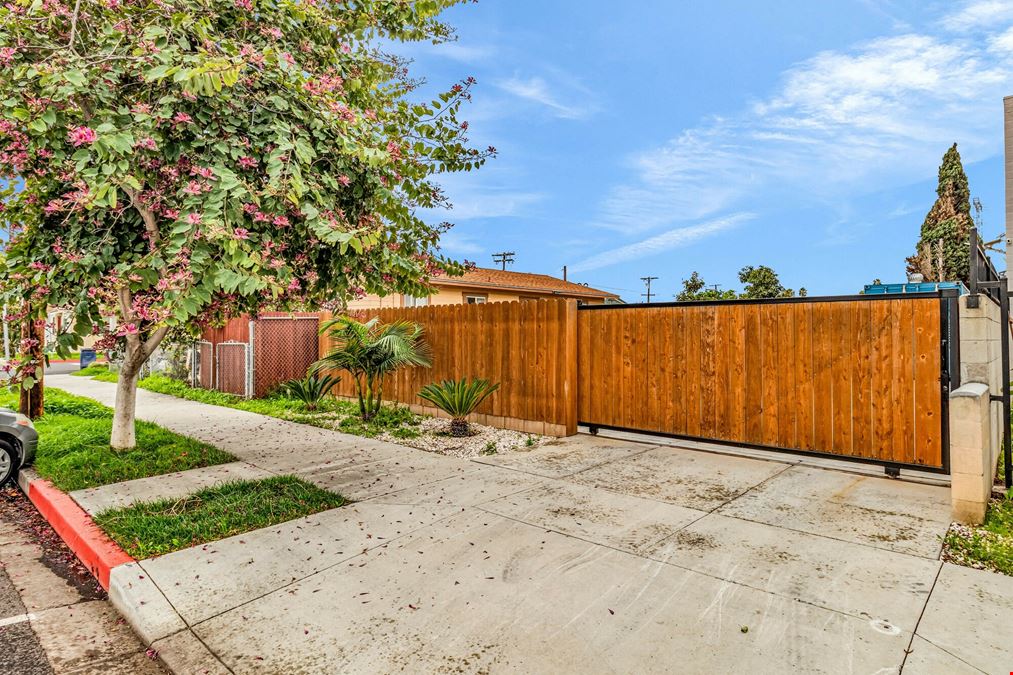 1332 Coolidge Ave