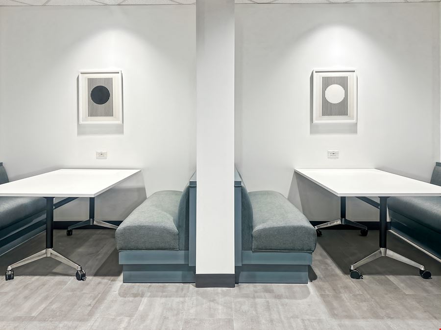 Regus - Orlando - College Park