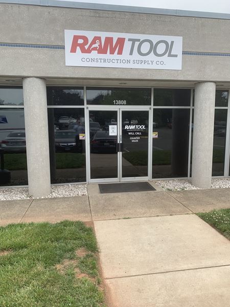 Industrial space for Rent at 13808 Redskin Drive in Herndon