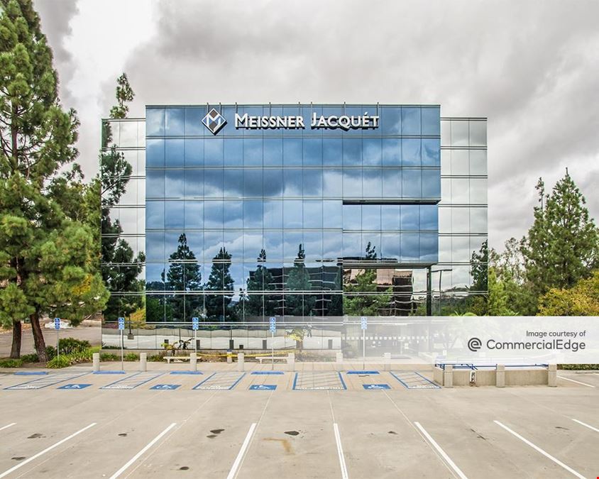 Genesis Plaza