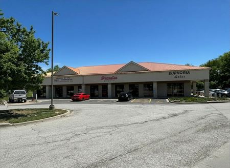 Retail space for Rent at Barry Park Plaza 7 in Kansas City