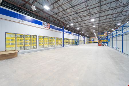 R/E Business Center