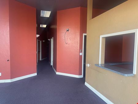 Prime Blackstone Ave Burlington Plaza Space Available