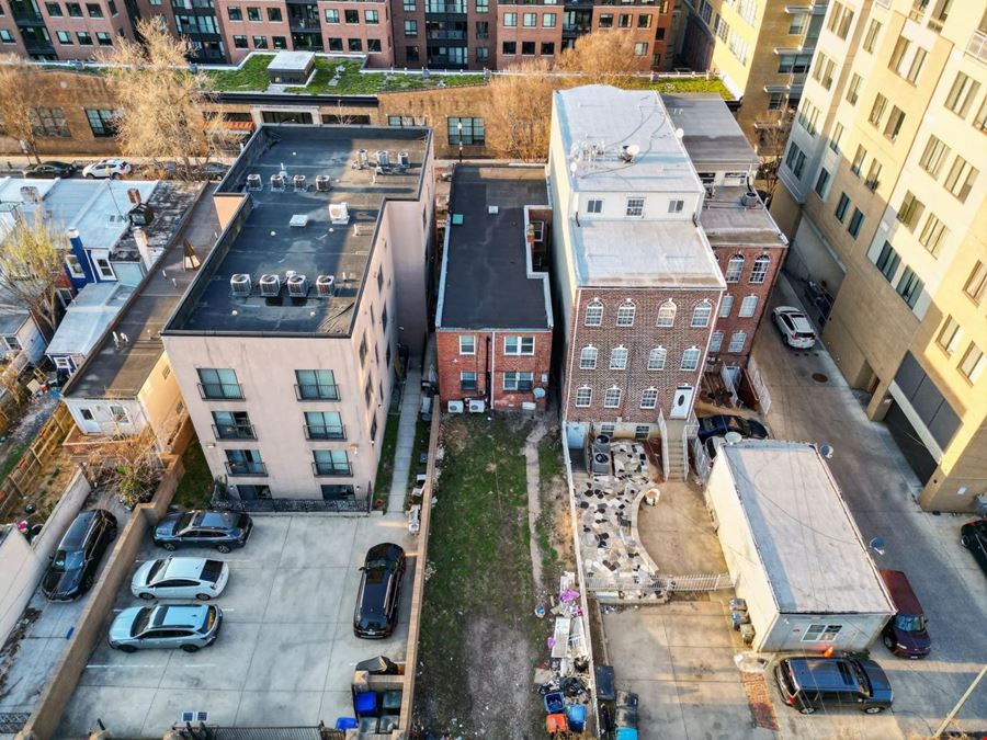 4-Unit Multifamily Building