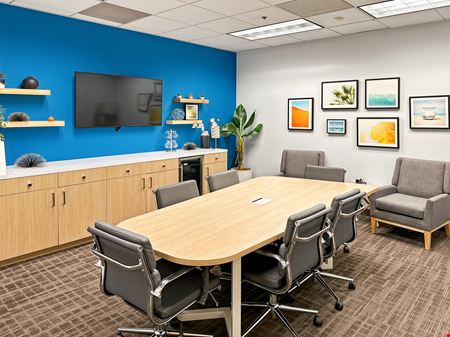 Regus - Woodland Hills - Warner Center