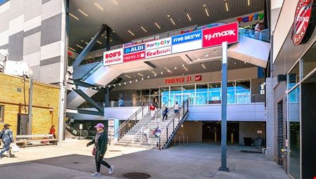Retail space for Rent at Broadway Plaza in New York