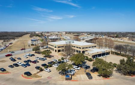 Office space for Rent at Walnut Creek Plaza in Mansfield