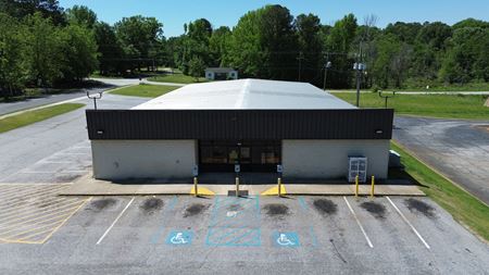 Retail space for Rent at 274 E Savannah Street in Calhoun Falls