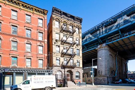 Retail space for Rent at 125 Madison St in New York