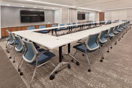 Office space for Rent at Carlyle Tower in Alexandria