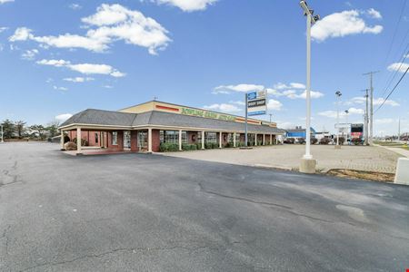 Retail space for Sale at Former Bowling Green Auto Sales in Bowling Green