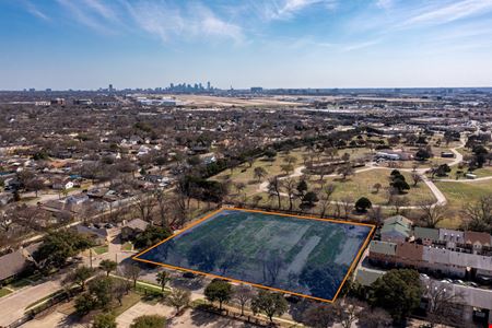 Commercial space at Town Place in Dallas