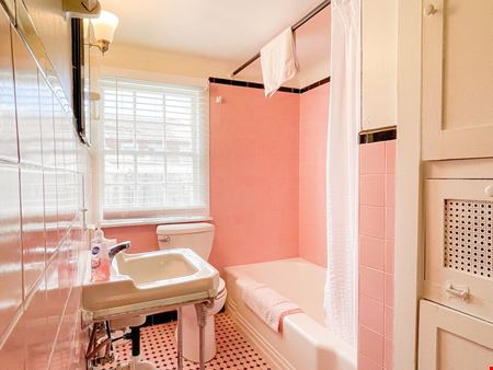 Historic French Quarter Multifamily Property w/ Penthouse