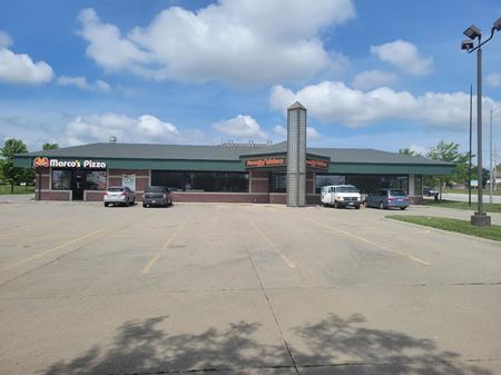 Retail space for Rent at 1910 N 168th St in Omaha