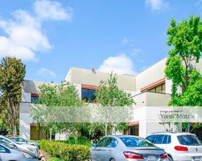 Oak Creek Business Center