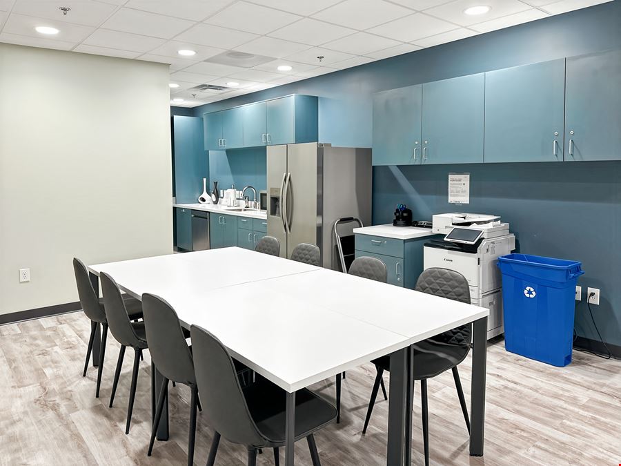 Regus - Gateway Blvd
