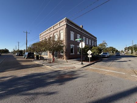 Historic Lynn Haven Bank Building | 7,360 SF Mixed-Use Redevelopment Opportunity in Downtown Core