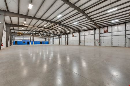 Warehouse/Office Building on ±10.91 Acres
