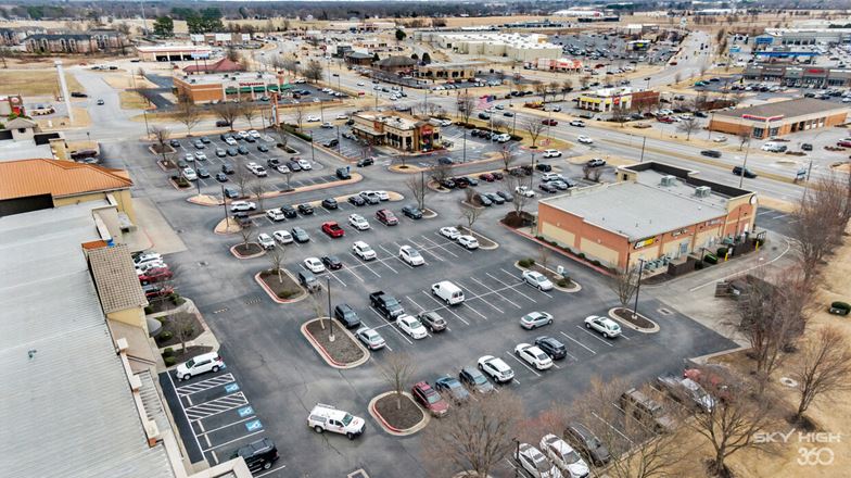 Tuscany Square Plaza